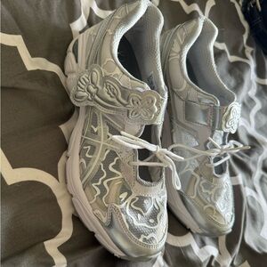 🚨SOLD🚨 Asics Cecilie Bahnsen Silver sneakers size mens 6 1/2 -8.5 in women’s